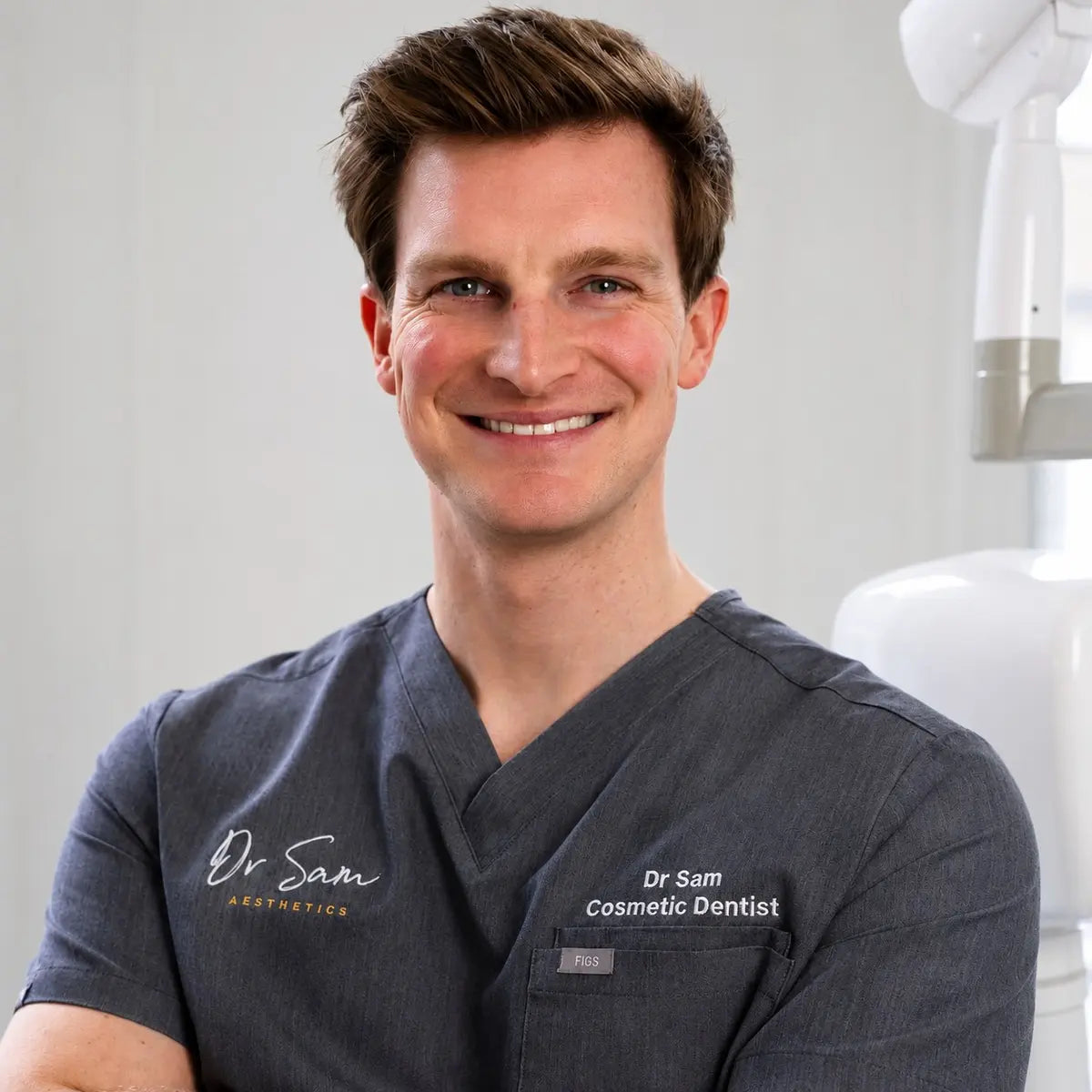 Dr. Sam, cosmetic dentist who uses dental kits products