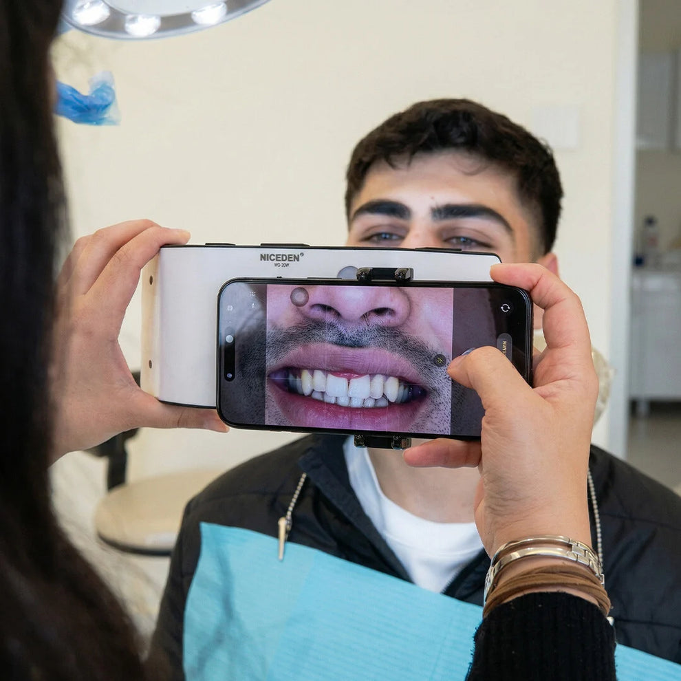 Dental photography light kit