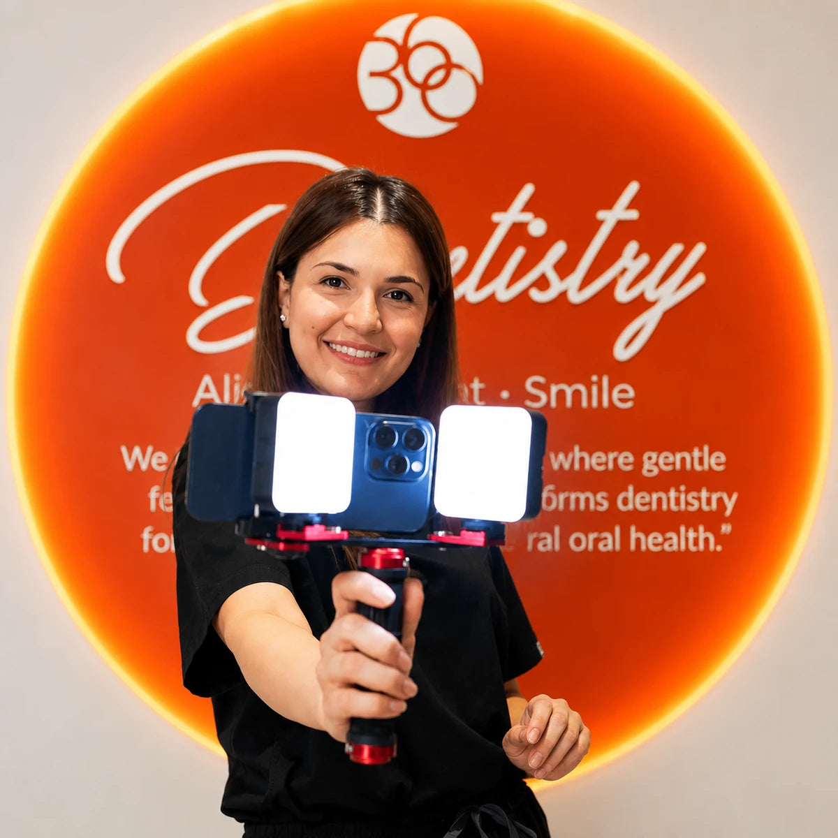 Twin Light smartphone dental photography light with iPhone